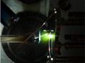 Expansão de pluma de plasma obtida por ablação de alvo de estanho por laser pulsado de 1064 nm.