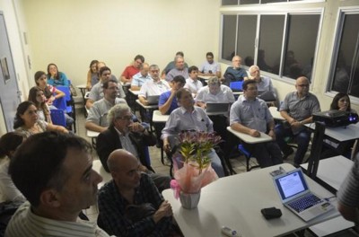 Discusso sobre rumos da tribologia no Brasil foi uma das sesses do evento.