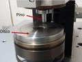 Foto do ensaio de pino-disco.